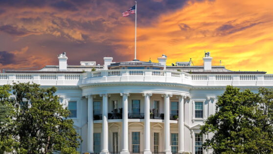    Байден работает над запросом дополнительного финансирования для Киева Сергей Бунеев