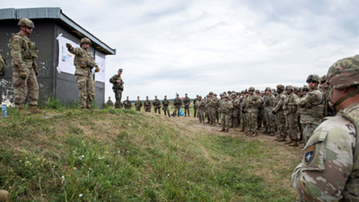 CAPT. DANIEL YARNALL/KEYSTONE PRESS AGENCY/GLOBALLOOKPRESS