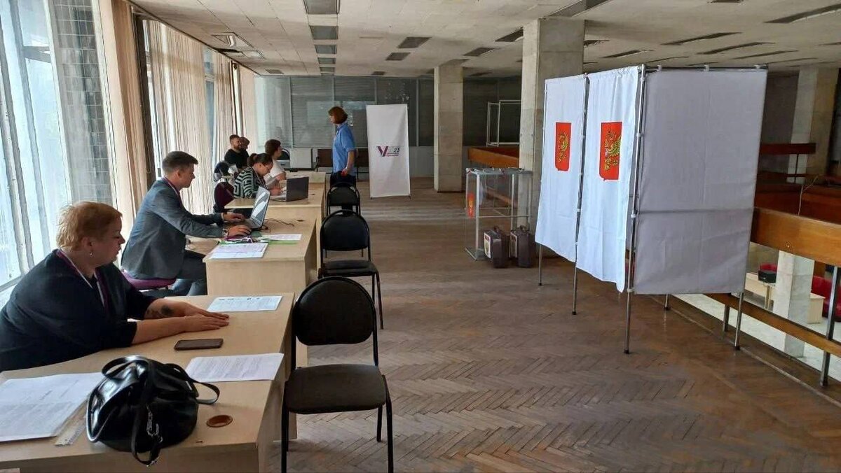  Жители Херсонской области активно голосуют за пределами региона - Таврия ТВ - Херсон