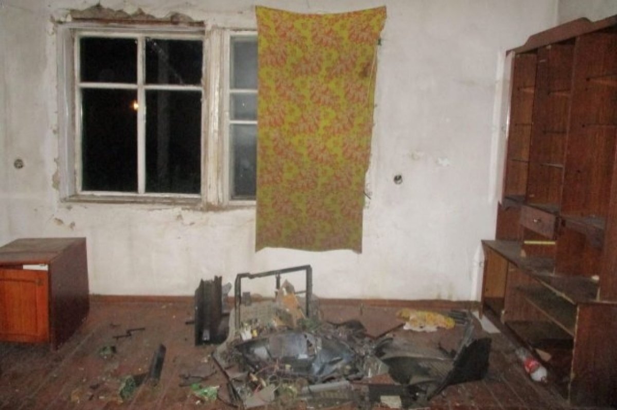    В Омском районе задержали вора, проникавшего в дома своих соседей