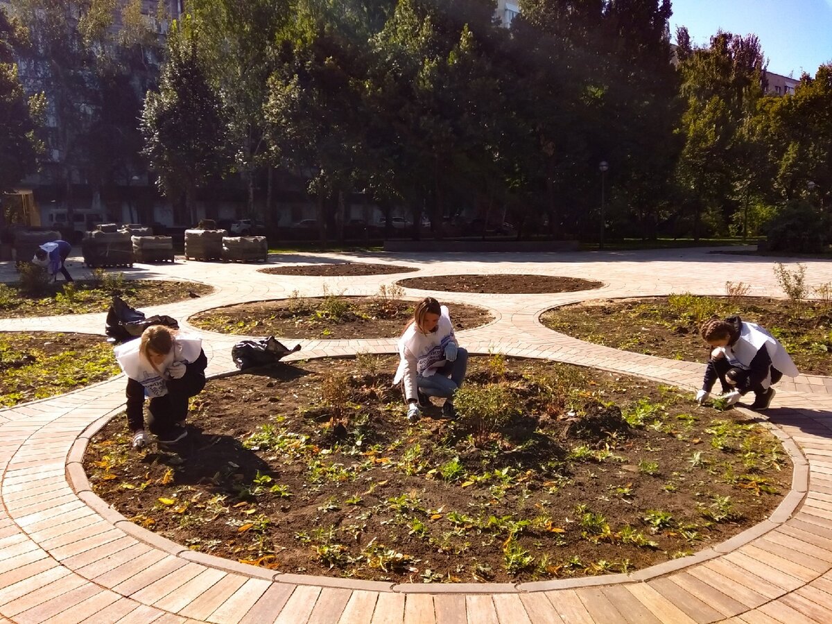 Лунный городок и космические клумбы: сквер Фадеева может стать самым  необычным местом для семейного отдыха в Самаре | Администрация Самары | Дзен