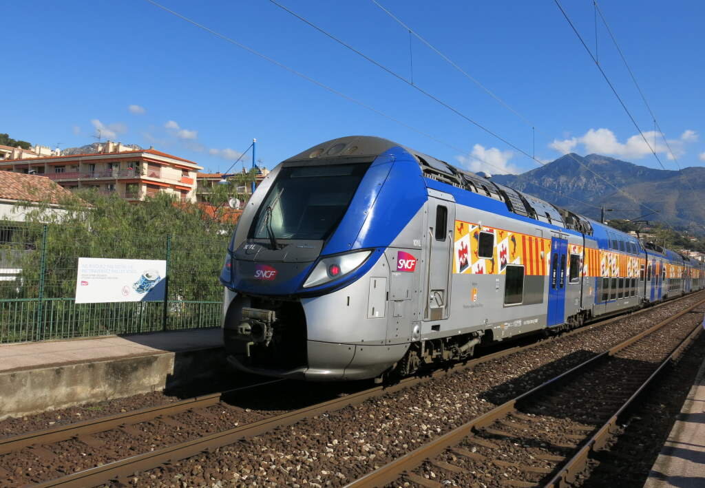Поезд TER - оператор SNCF
