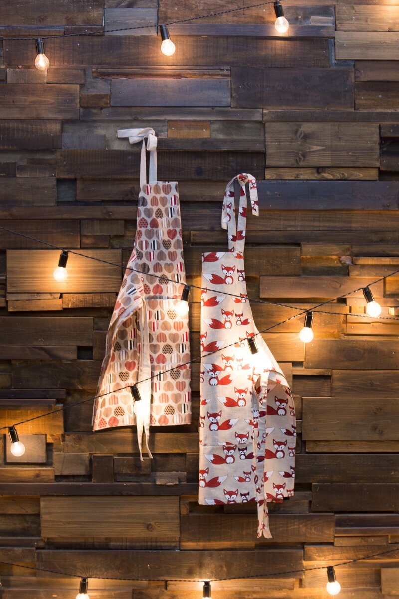 Фартуки "Сердечки" и "Лисички" от HappyNapkins