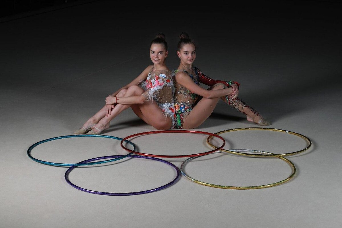 Арина и Дина Аверины. Фото: Андрей Голованов.