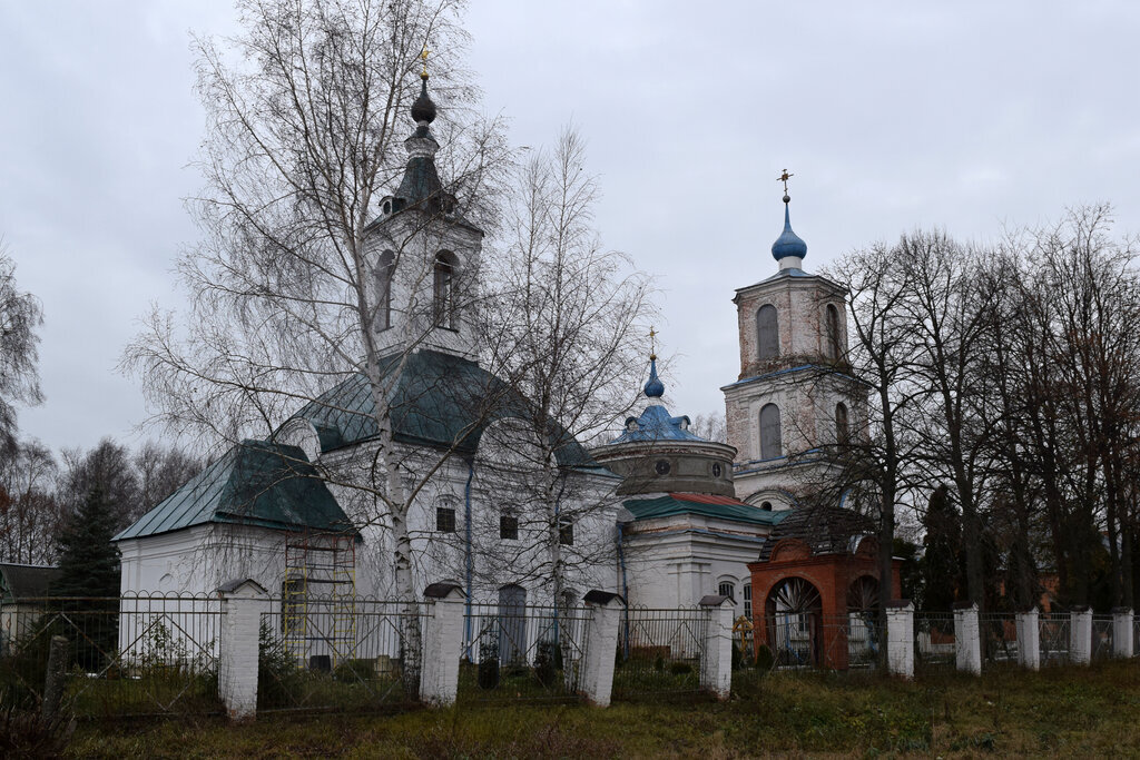 Фото. Яндекс. Картинки.  Хитровщина. Церковь Богоявления Господня
