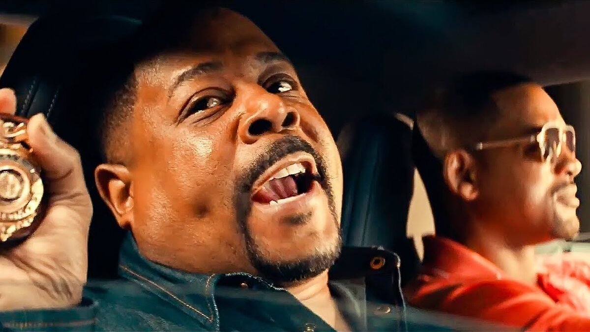 "Мы черные копы чувак! Потом сами себя оштрафуем!"