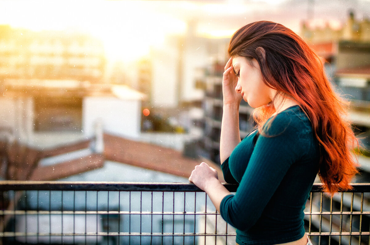 Часто в неполноценных семьях присутствует сценарий одиночества...