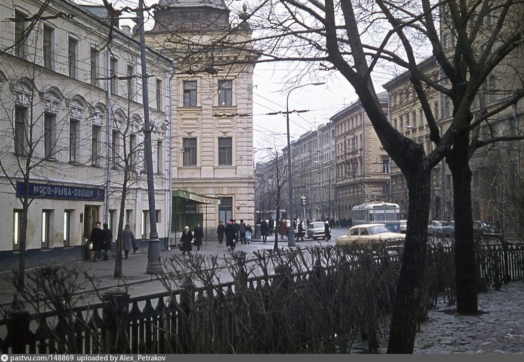 Москва 1970-х. Неглинная улица, фото 1971 г. С сайта PASTVU.COM