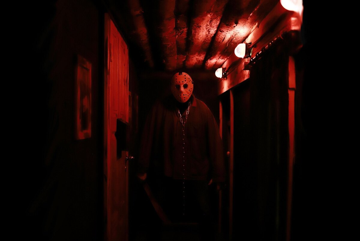 Пятница 13 тверь. Пятница 13 тверь. Квест пятница 13 джейсон воронеж. Пятница тринадцатое. Пятница 13 тверь.