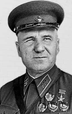 Герой Советского Союза комкор Филипп Данилович Гореленко