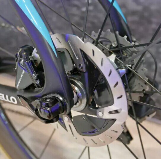 Дисковый гидравлический тормоз Shimano Dura-ace 9170