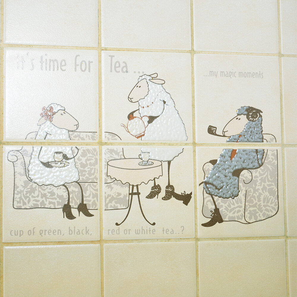 Мои любимые овечки на кухне над плитой!