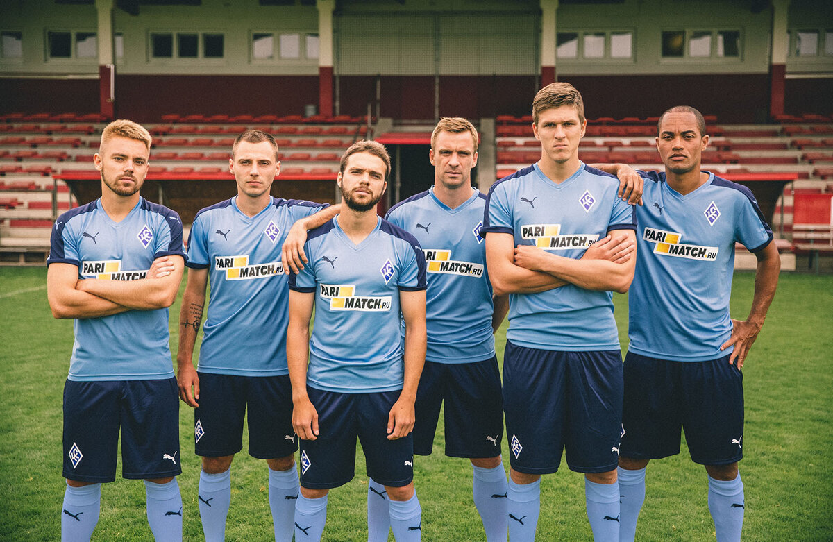 Форма ФК "Крылья Советов"