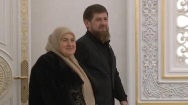 Господин Кадыров устроил конкурс в честь своей матери