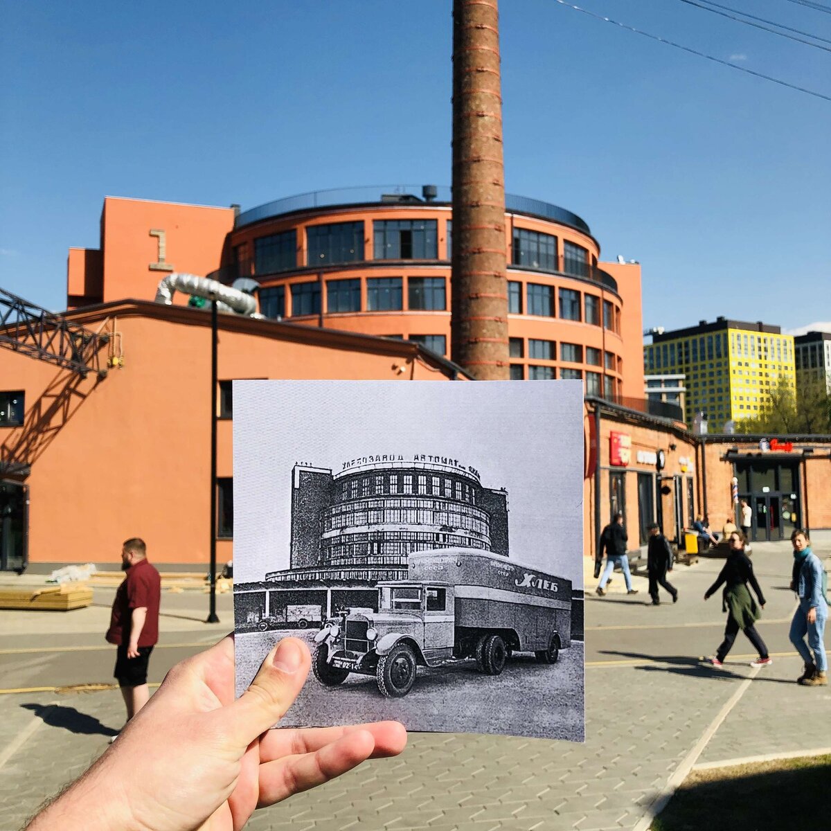 Современное креативное пространство на месте бывшего хлебозавода. Источник: https://pbs.twimg.com/media/D5eZLQYX4AApVAz.jpg:large