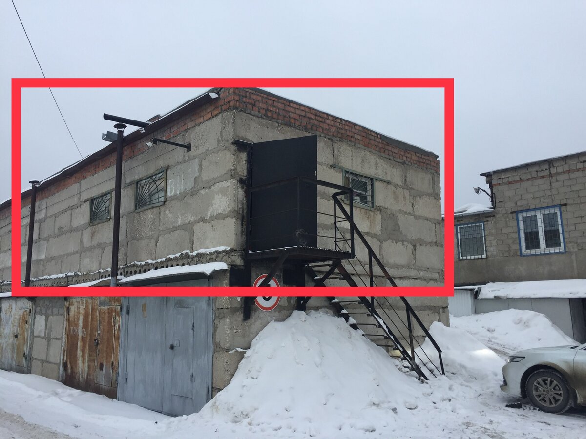 Красным выделенно мое помещение 