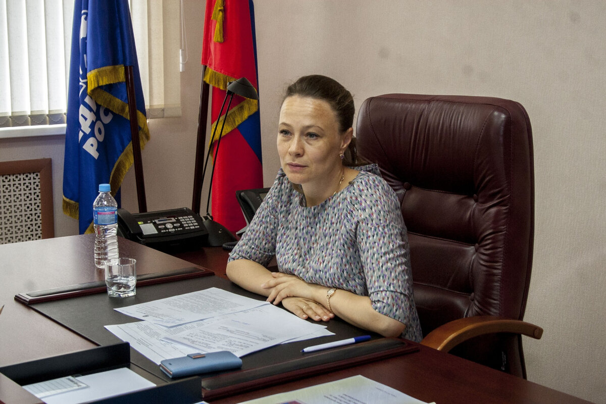 Министерство культуры и спорта оренбургской области. Шевченко Евгения Валерьевна министр культуры. Евгения Шевченко Оренбург министр. Шевченко Оренбург министр культуры. Шевченко Минкультуры Оренбург.