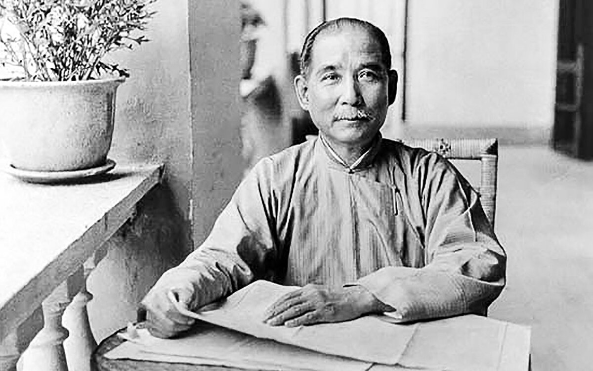 Сунь Ятсен - отец нации, первый президент Китая