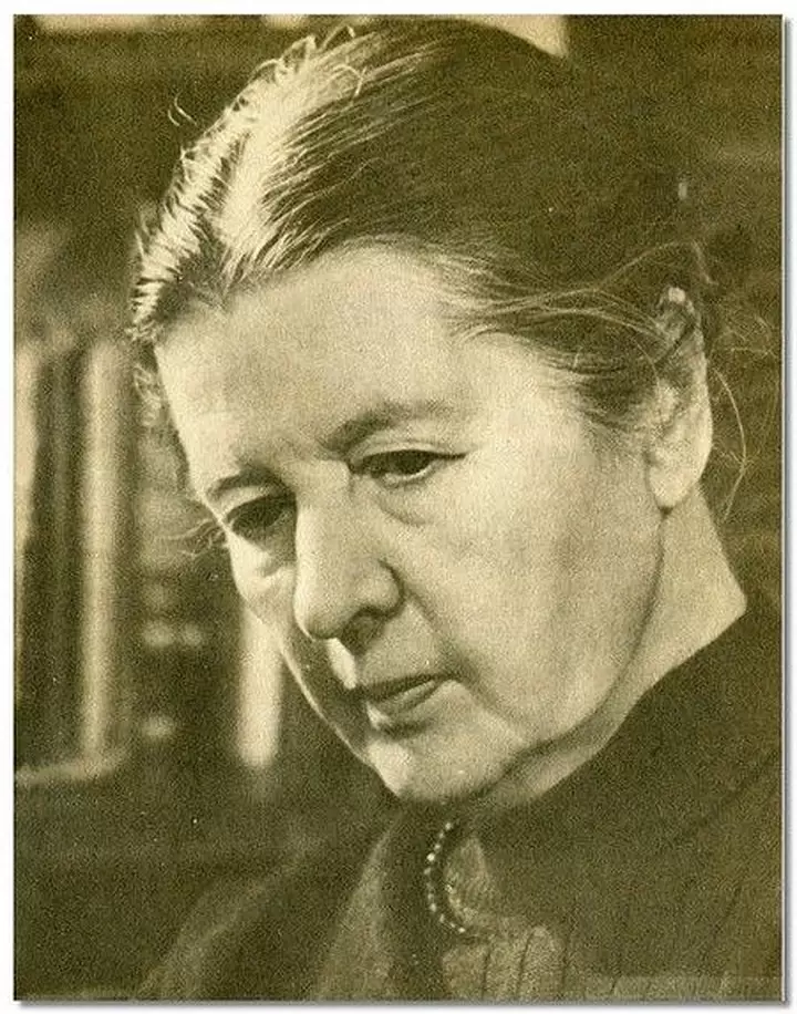 Елена Благинина
