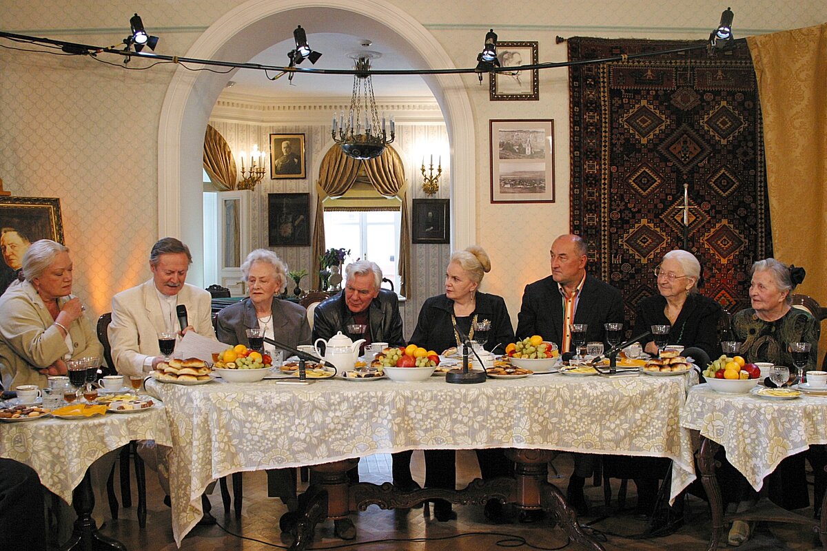 Открытие мемориальной квартиры в июне 2006 года