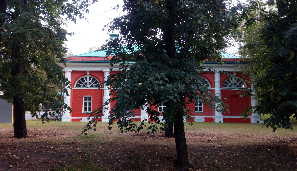 Людская конного двора в Воронцовской усадьбе