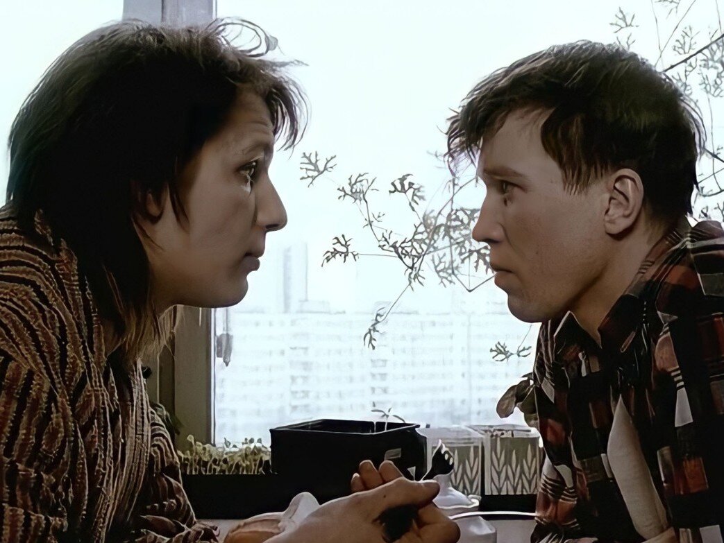 Кадр из фильма «Любовь», 1991 год, режиссер Валерий Тодоровский