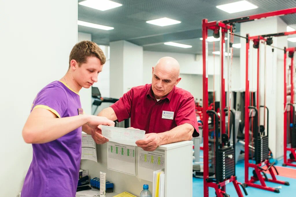 Уберет запоры и жирок с живота за 5 минут ежедневно. Бубновский лично ...