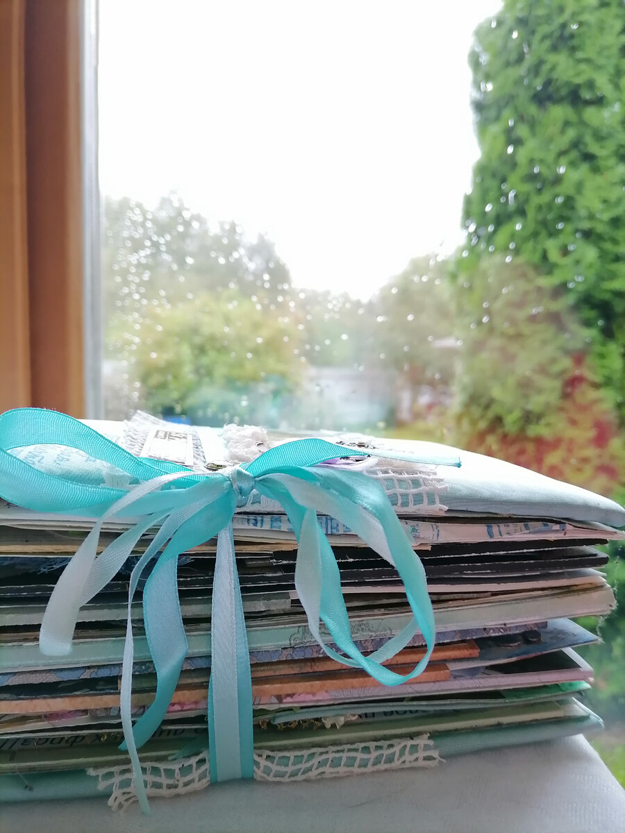 Альбом "Один день в Петербурге" и пара месяцев создания и нарезания бумажек. 