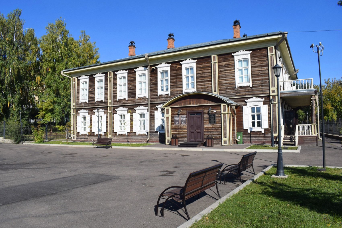 Музей-усадьба Юдина (фото с сайта Красноярского краеведческого музея (https://www.kkkm.ru/filialy-muzeya/muzej-usadba-gv-yudina)