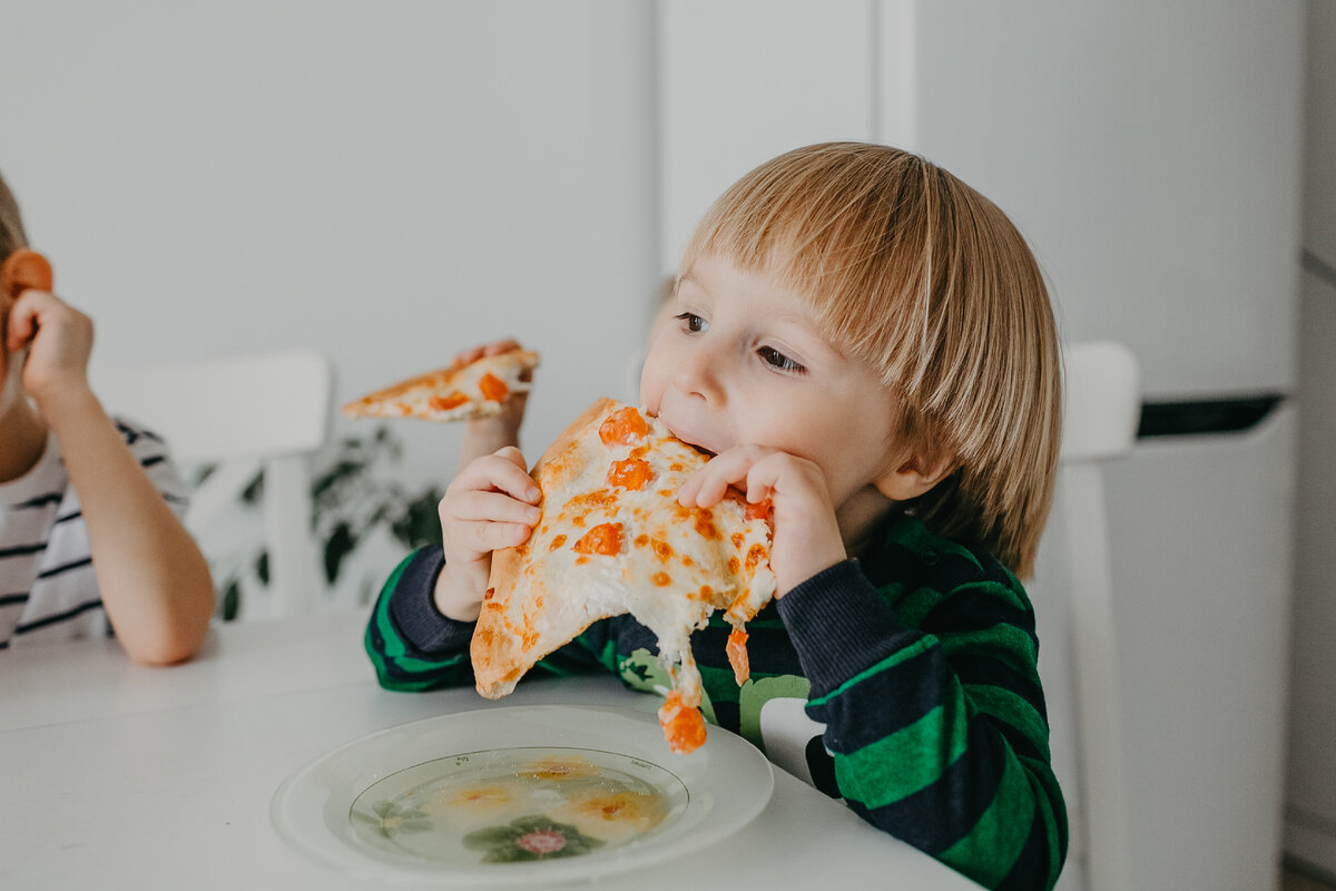 Прикорм и ГВ — параллельные процессы, а не взаимозаменяемые