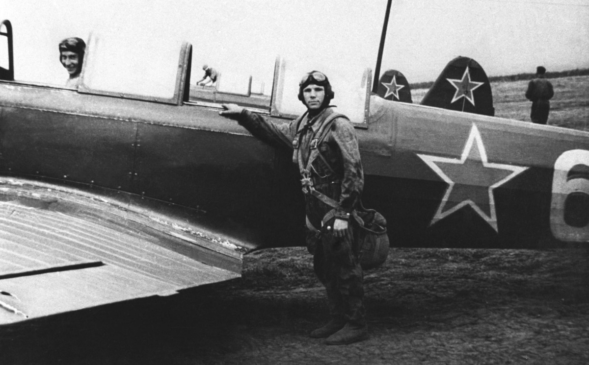 Юрий Гагарин - курсант Саратовского аэроклуба