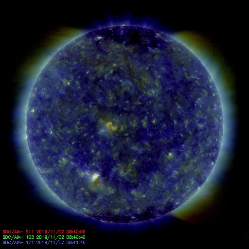 Солнце в УФ излучении (211, 193 и 171 анстрем. прибор AIA,  SDO)  