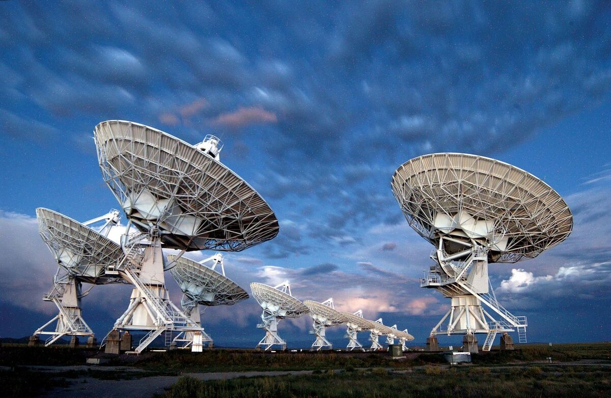 public.nrao.edu/telescopes/VLA/