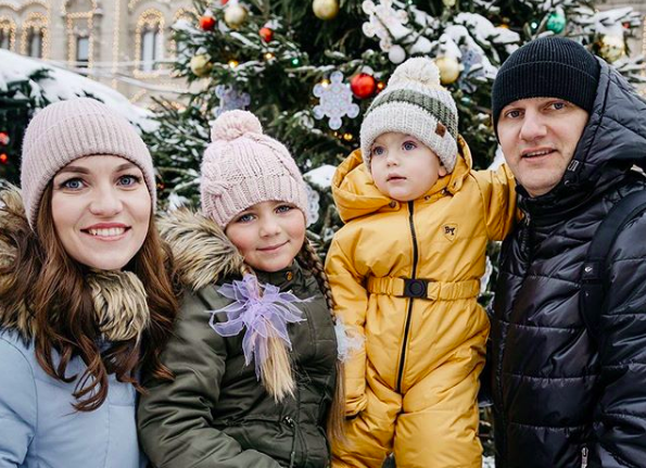 Всех с наступающим, друзья! Фото из личного архива