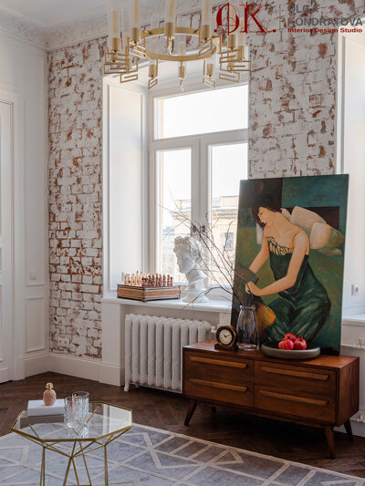 Есть вероятность сквозняков и резкого перепада температуры. (Картина Гаго Рушаняна).