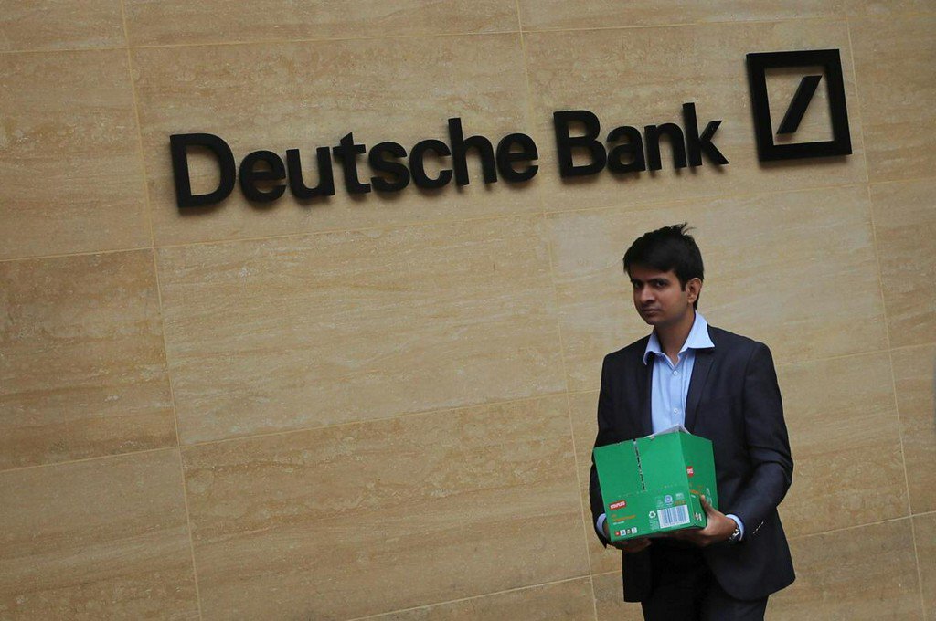 Увольнение сотрудников в Deutsche bank.