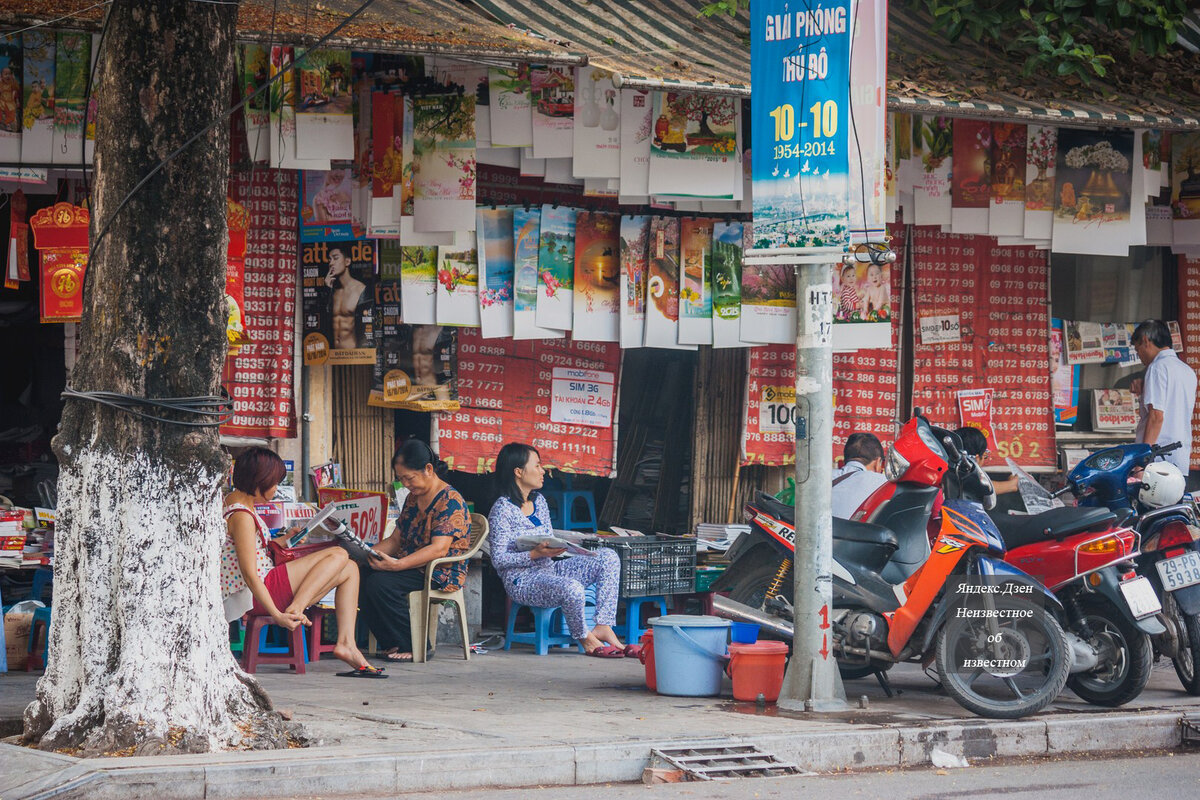 Трусы с пуш-апом - вьетнамские девушки берут. А продавцы ругаются, если снимаешь фото