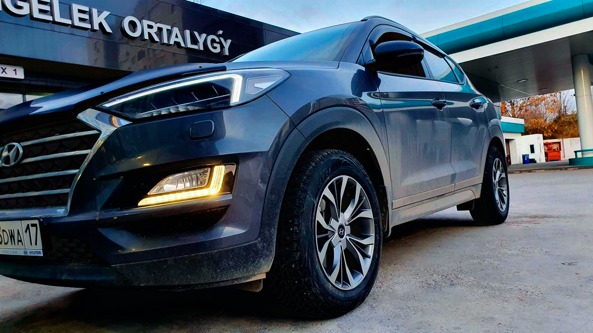 Hyundai Tucson в Шымкенте по адресу — улица Мадели Кожа, 1/15.