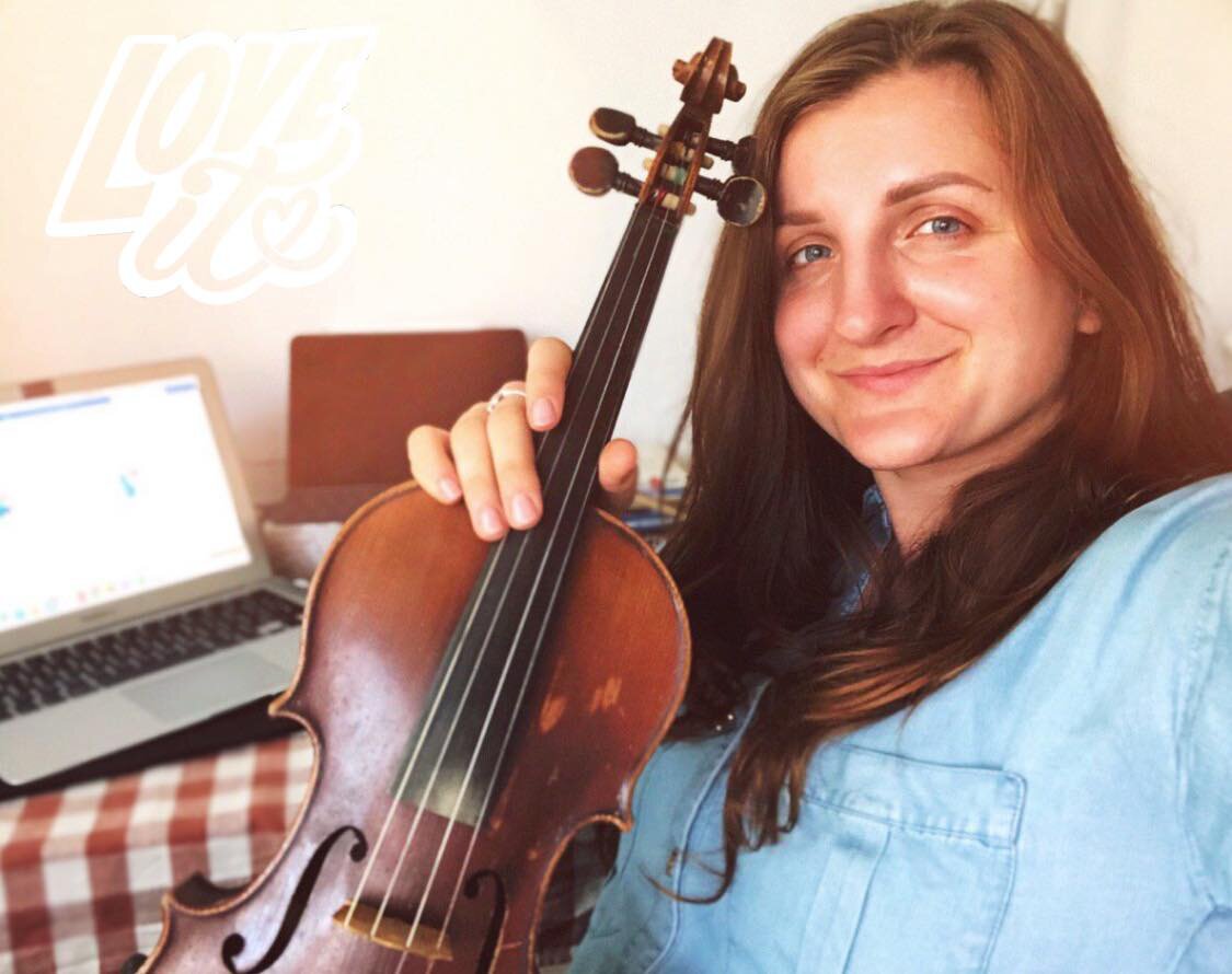 Я со своей подружкой скрипкой