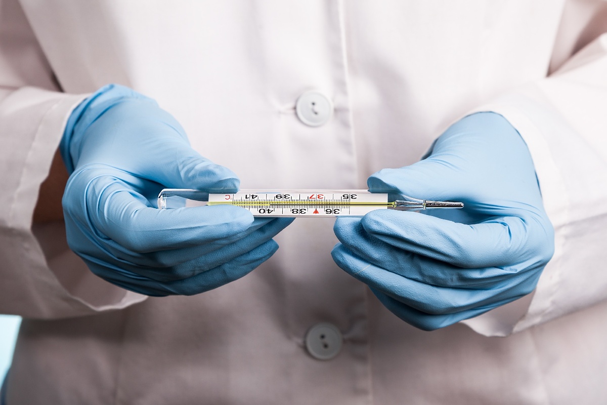 Да всего лишь температура, чего переживать-то!