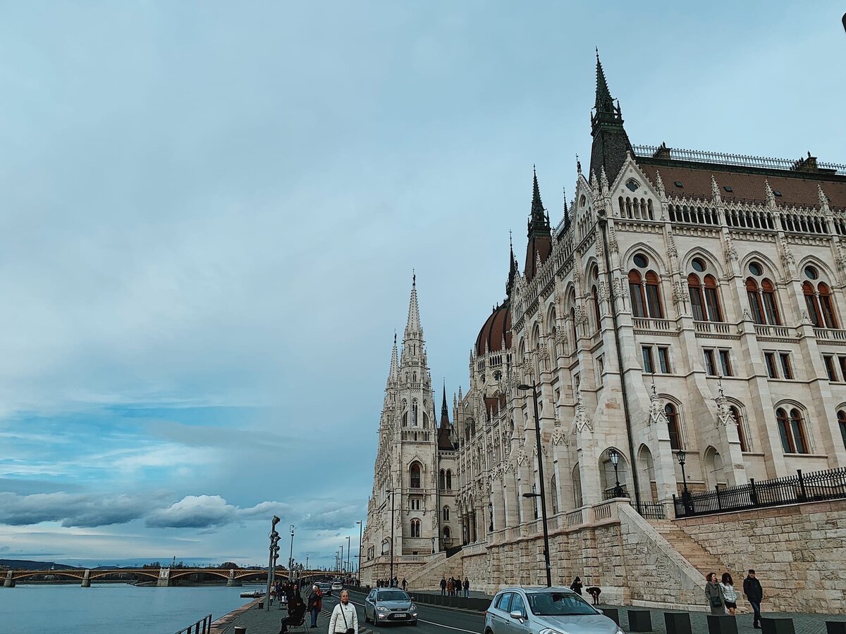 Здание венгерского парламента