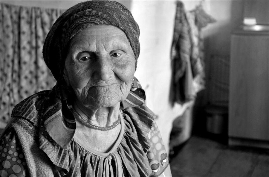 В старости больше всего хочется здоровья, спокойствия и минимальных комфортных условий проживания. На существующие выплаты это сделать невозможно.