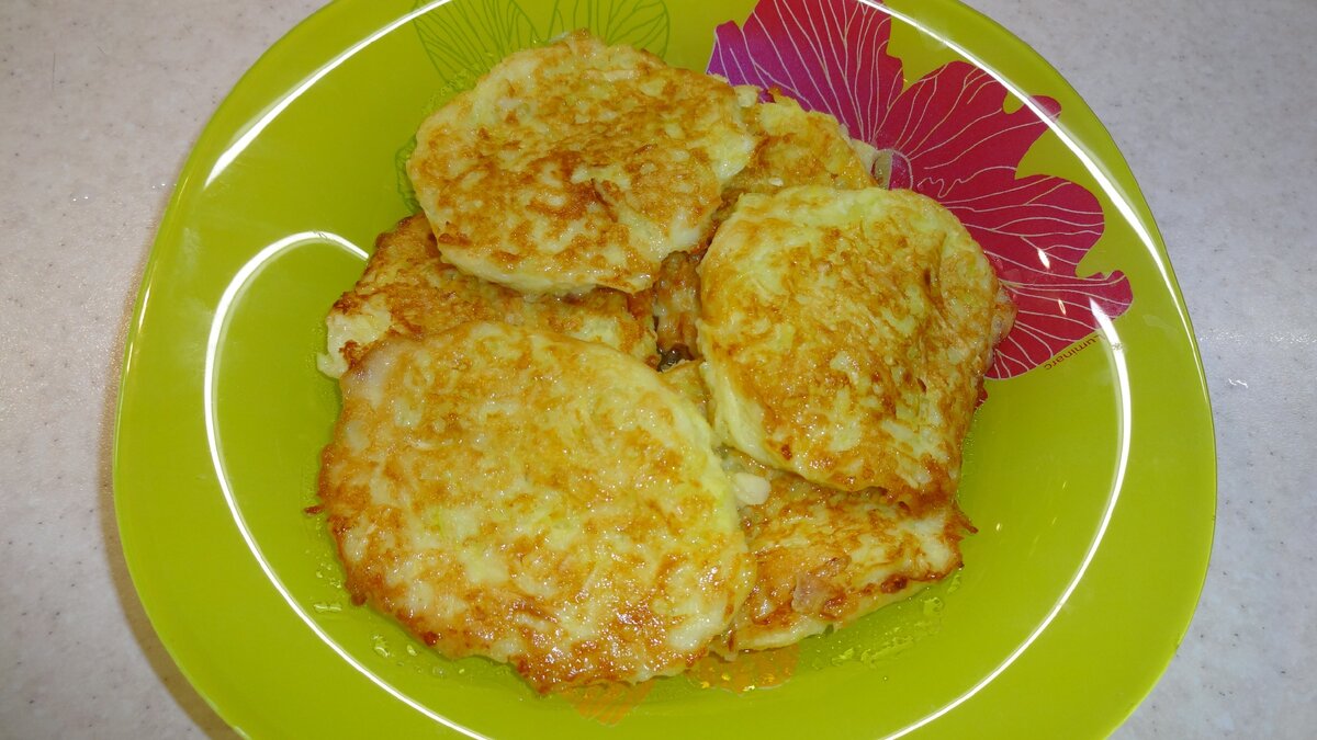 Кабачок — легкоусвояемый продукт, который насыщен витаминами, микроэлементами и не вызывает аллергию. Это позволяет использовать его в диетическом питании и даже для первого прикорма грудных детей. Все кабачки, вне зависимости от сорта, оказывают положительное воздействие на организм.