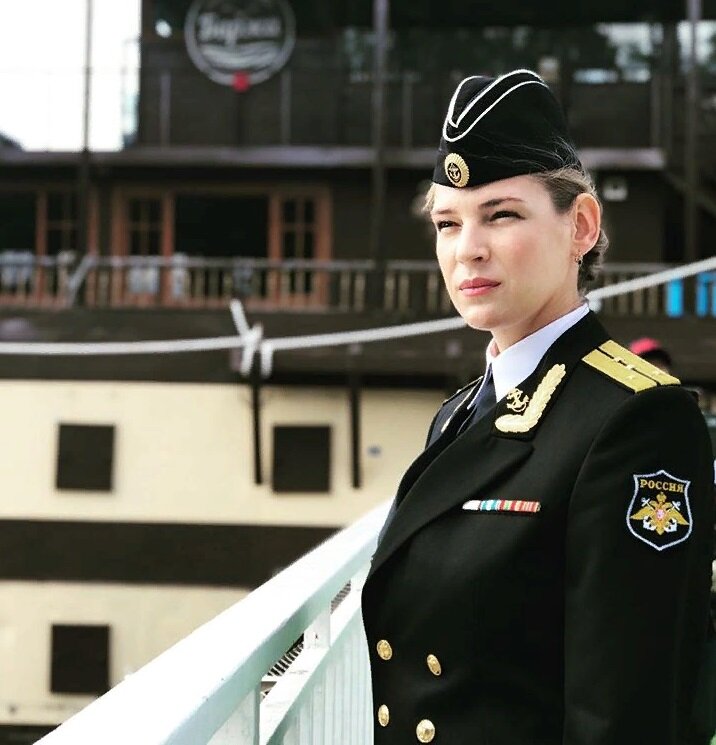 Александра Большакова