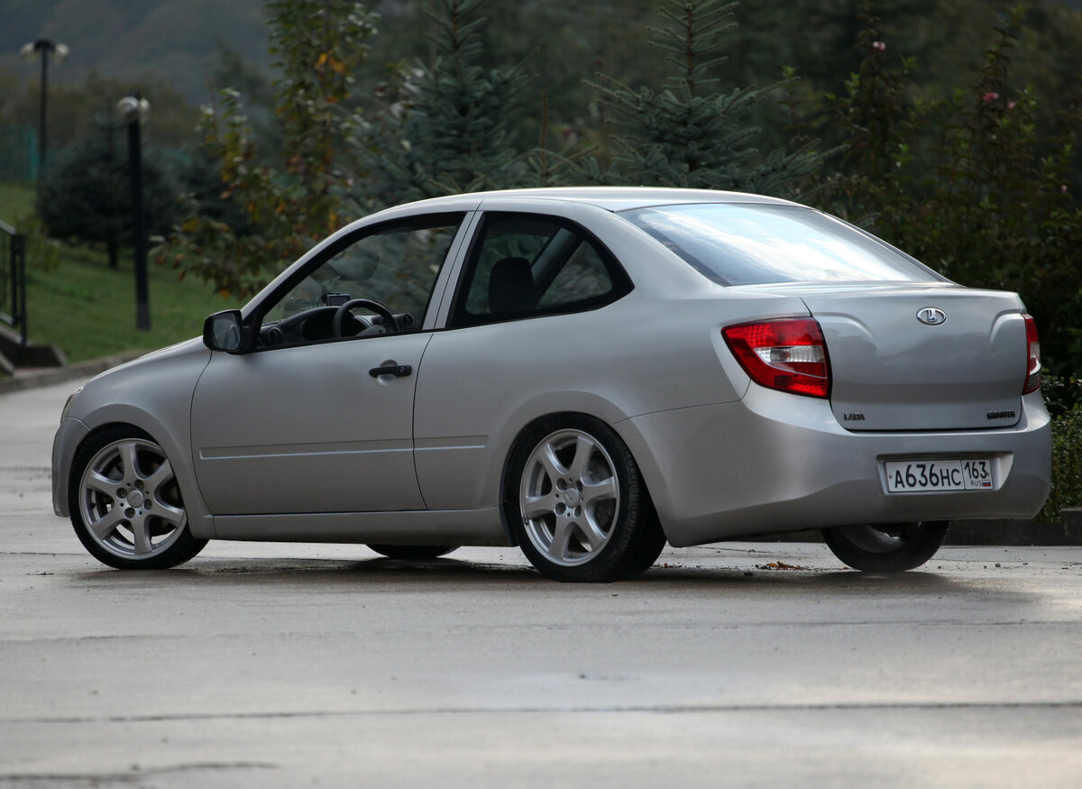 Lada Priora Coupe 3 дверная