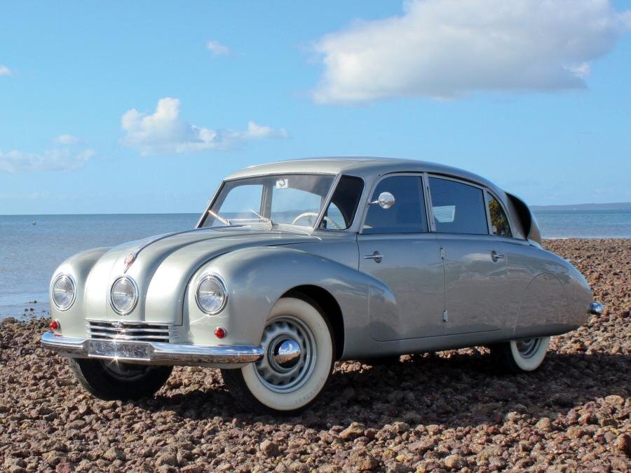 Tatra T87