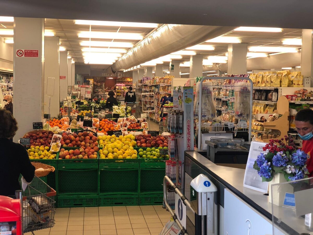 Супермаркет в Италии.