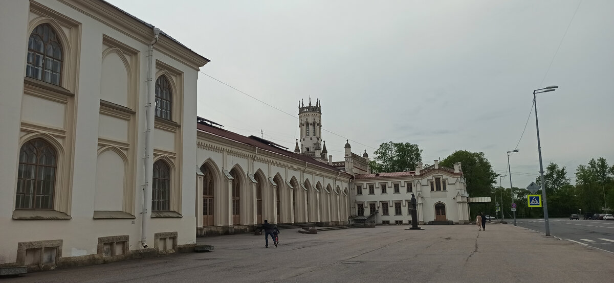 Вокзал Новый Петергоф.  Фото автора