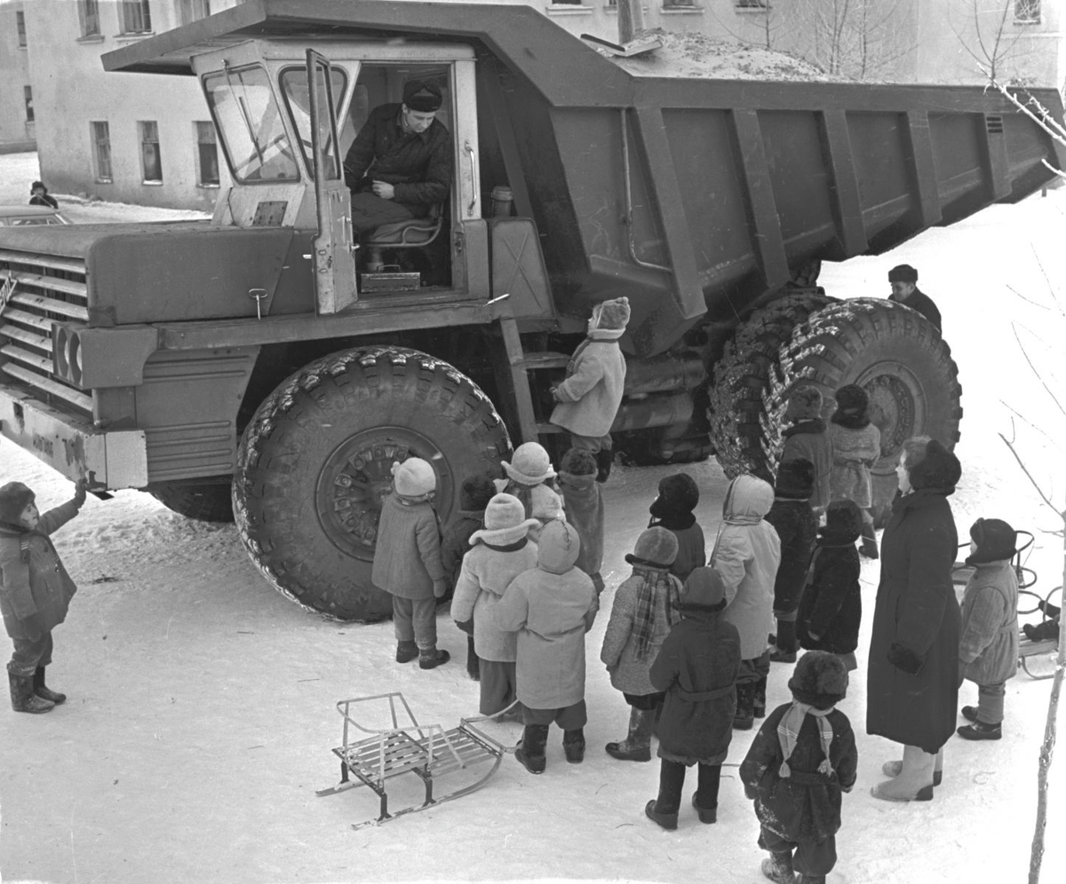 БЕЛАЗ 549в автопоезд
