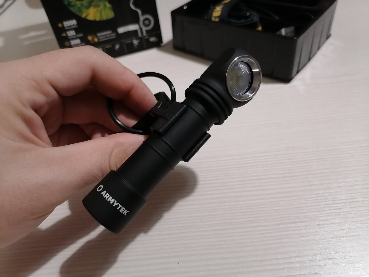 Фонарь armytek wizard c2. Кейс для налобного фонаря Wizard c2 WR. Armytek Wizard c2 инструкция на русском.